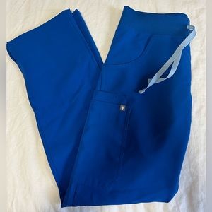 Kade Cargo Figs Scrub Pants